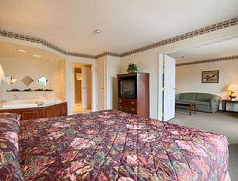 Wingate By Wyndham Airport - Rockville Road Indianapolis Room photo